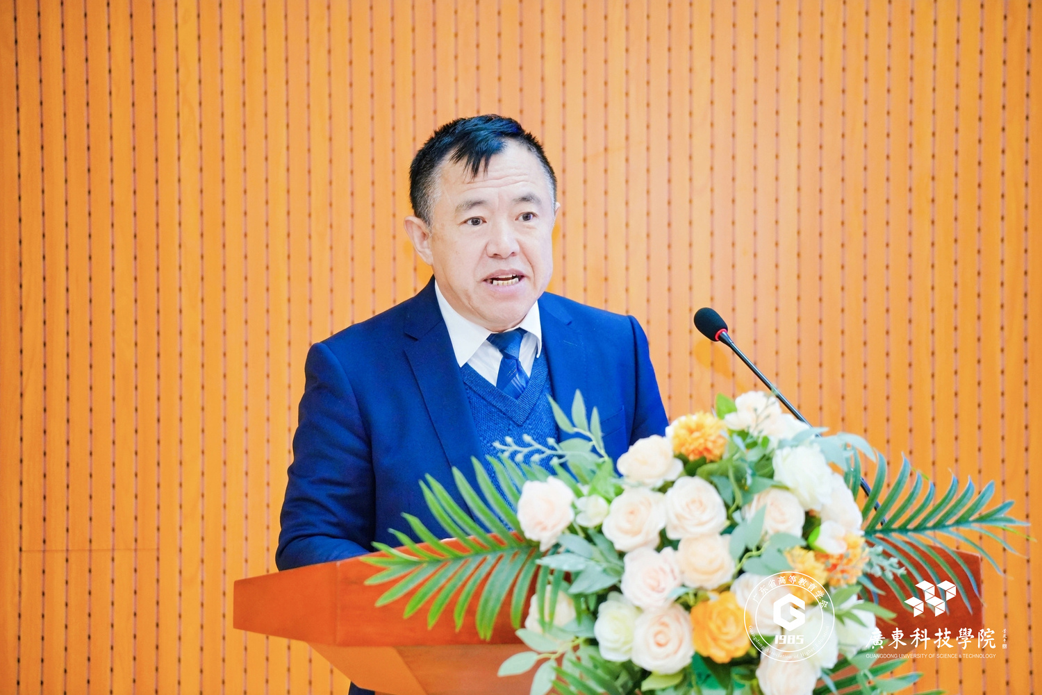 李才副校长.jpg