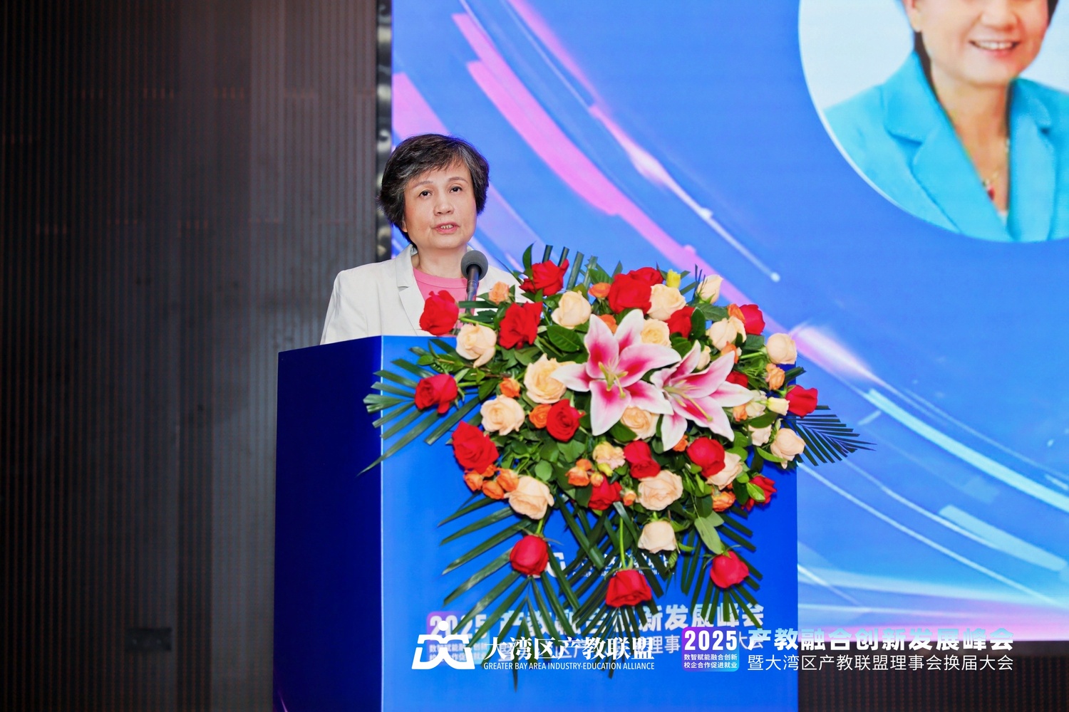 2.许琳.jpg